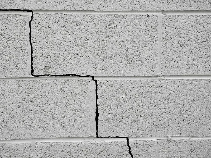 cracked wall structural repair city state